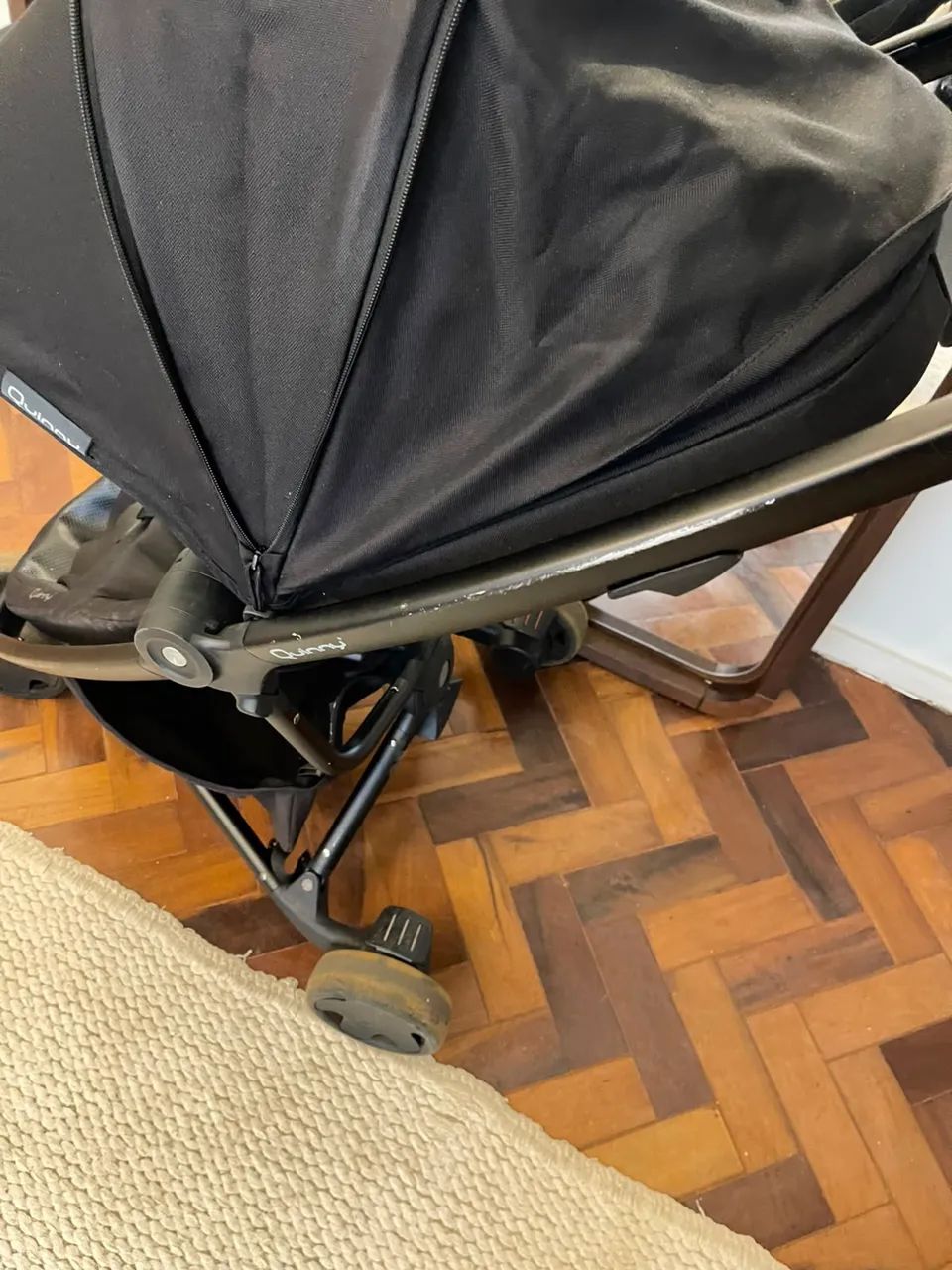 Carrinho de bebê Quinny zap flex - Usado - Foto 4