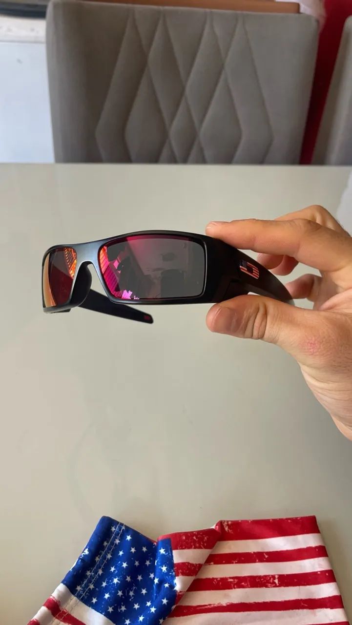OAKLEY GASCAN ORIGINAL + PAR DE LENTES BLACK RUBY