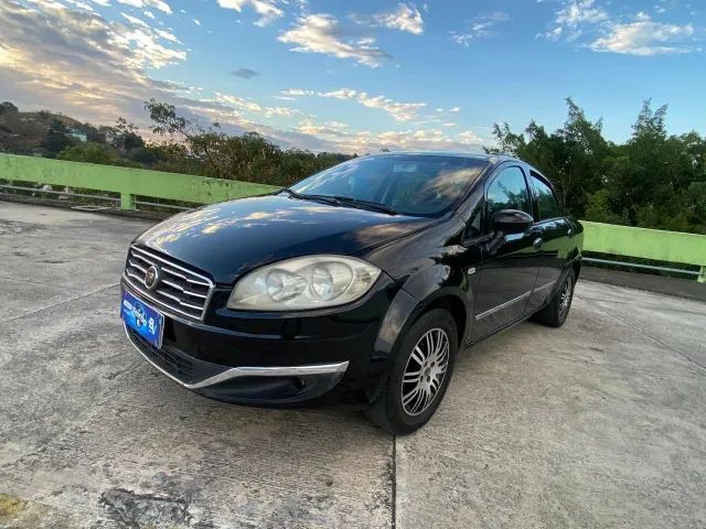 Fiat Linea LINEA ESSENCE 1.8 Flex 16V 4p 2015