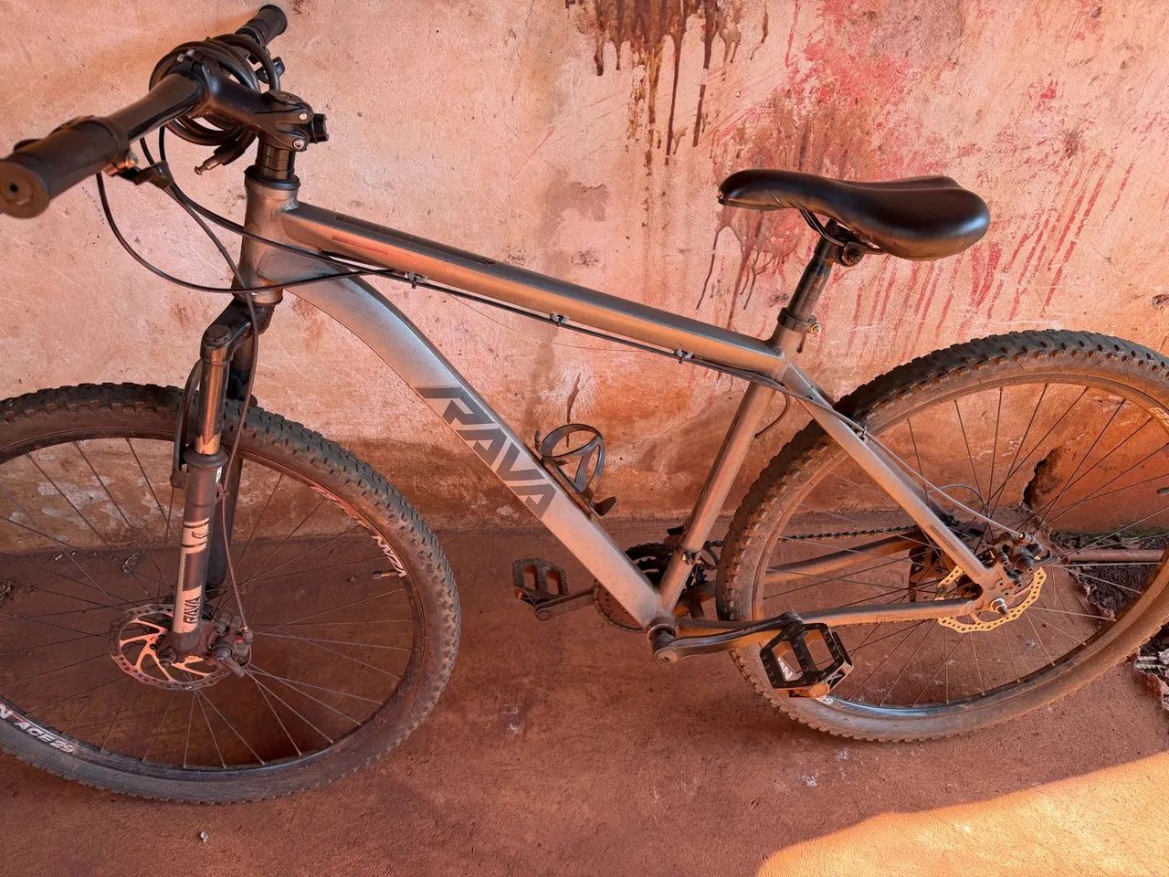 Bicicleta RAVA Pressure Aro 29