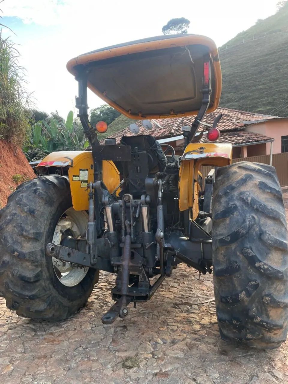 Vendo trator Valtra oportunidade - Foto 4