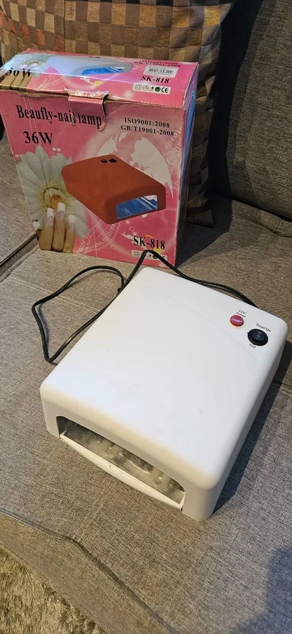 Cabine luz UV para unha