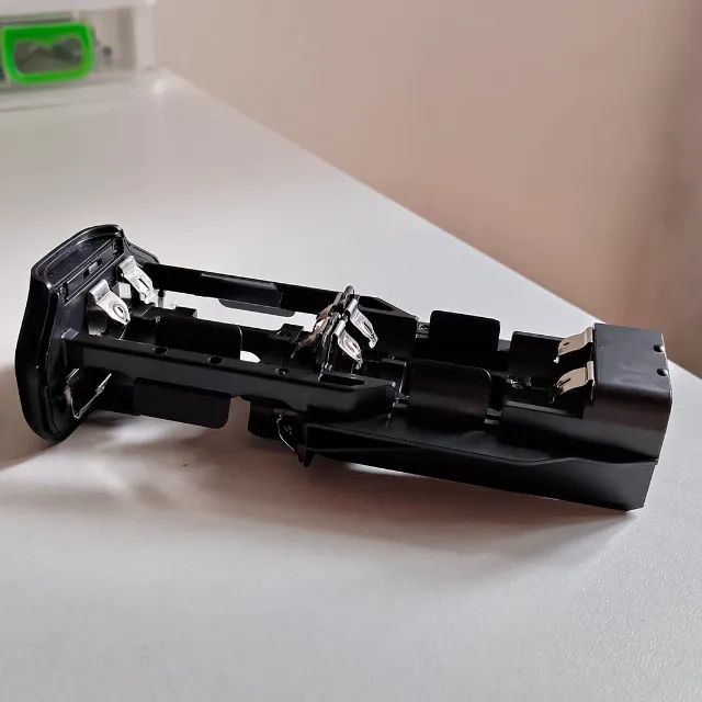 Battery Grip BG-1K Eos 6D - Foto 2