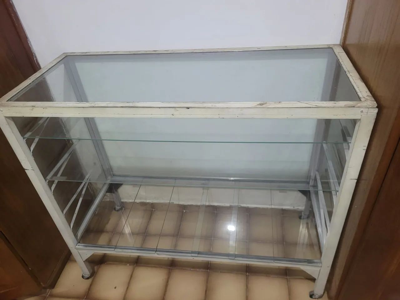 Balcão de vidro- vitrine, expositor, bancada - Foto 3