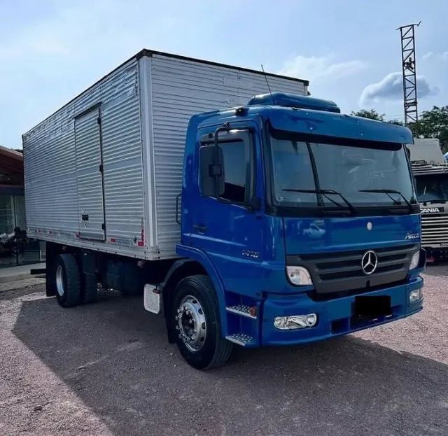 mb atego 1418 4x2 2006 baú 6,8m - Foto 3
