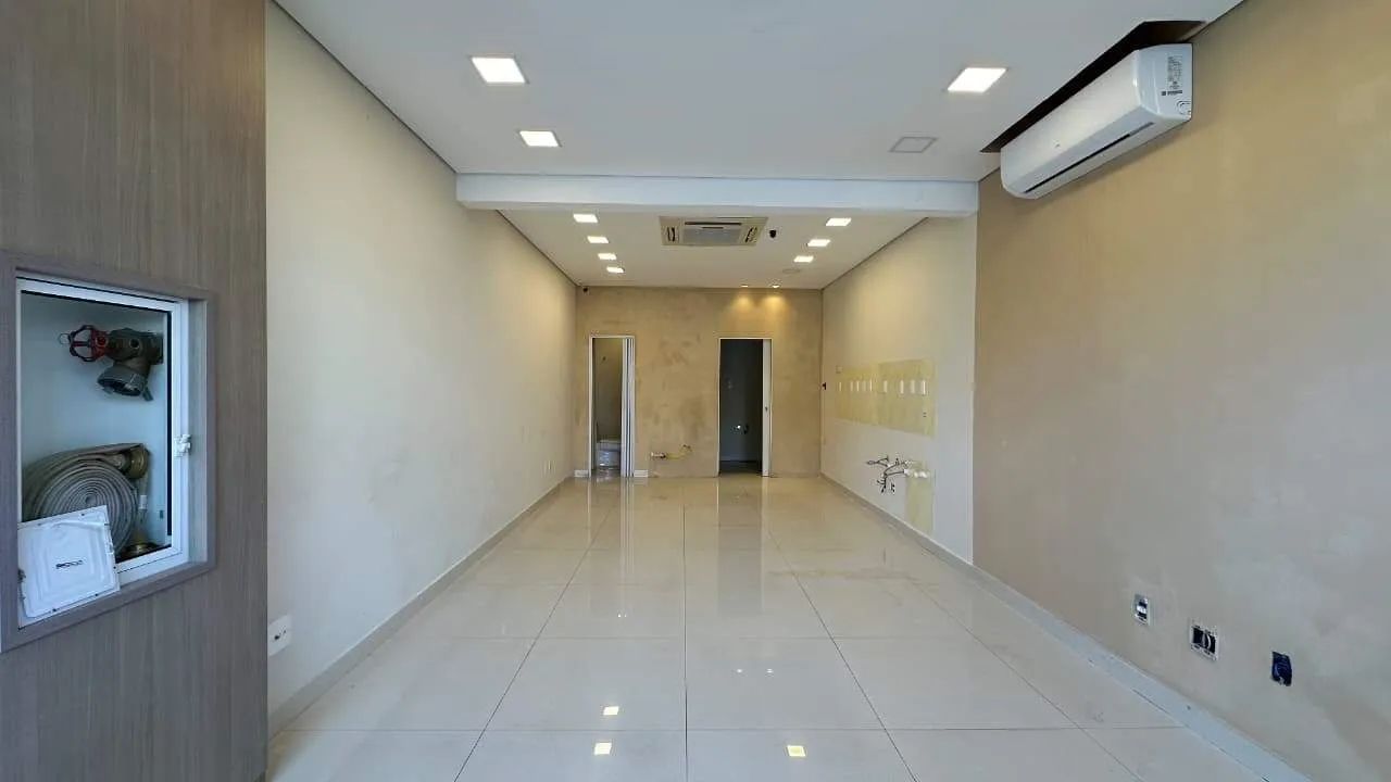 Sala Comercial para Locação na Praia Brava | Edifício Solares da Brava, 70m² - Foto 3