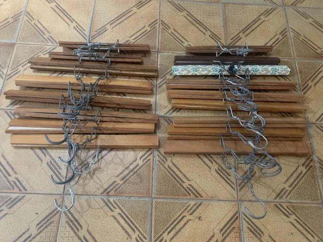 Lote com 17 Cabides de Pressão Antigos Vintage - Foto 5