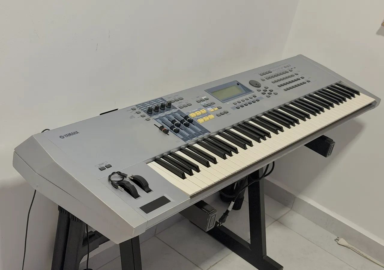 Yamaha Motif ES7 + 512MB sampler - Foto 2