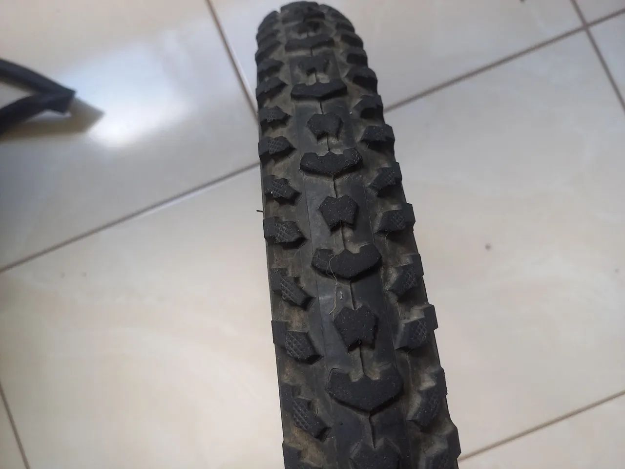 Pneu 24"mountain bike usado - Foto 4