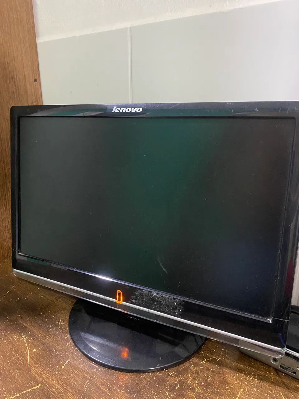 Monitor Lenovo 19p