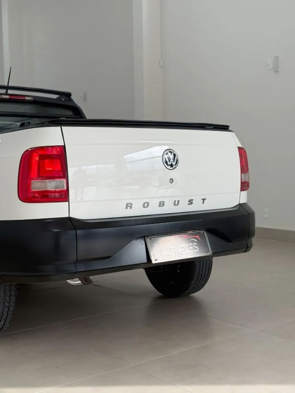 Volkswagen Saveiro Robust 1.6 Total Flex 16V 2023 - Foto 3