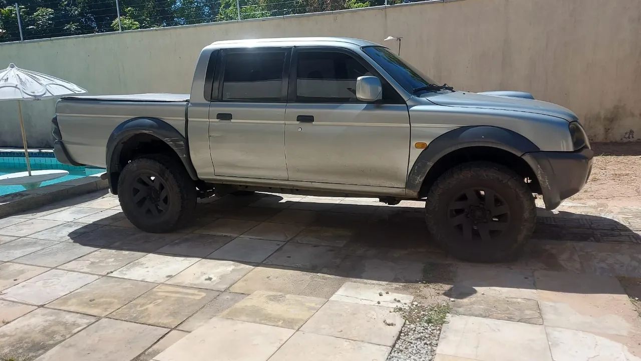Mitsubishi L200 2004