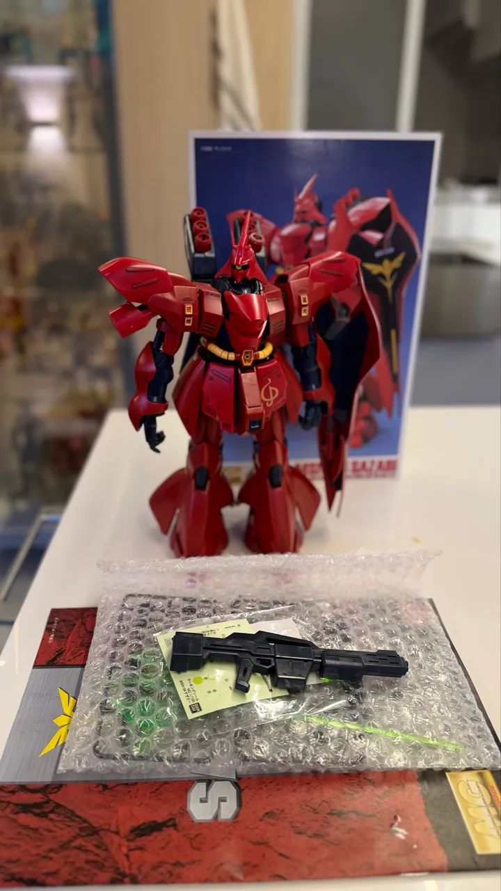 SAZABI - MG - Gundam - Foto 5