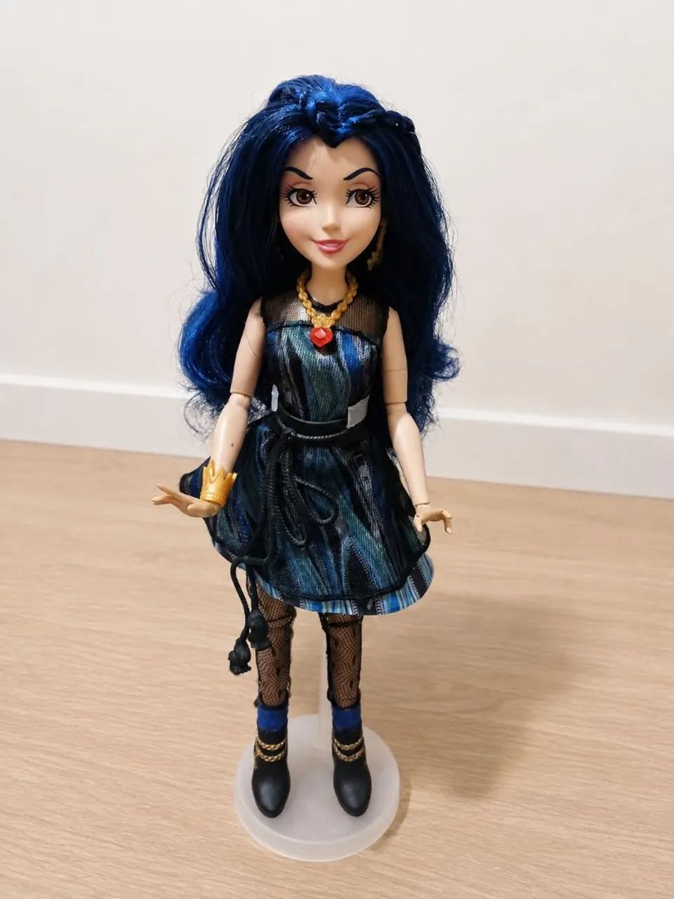 Boneca descendentes Evie 