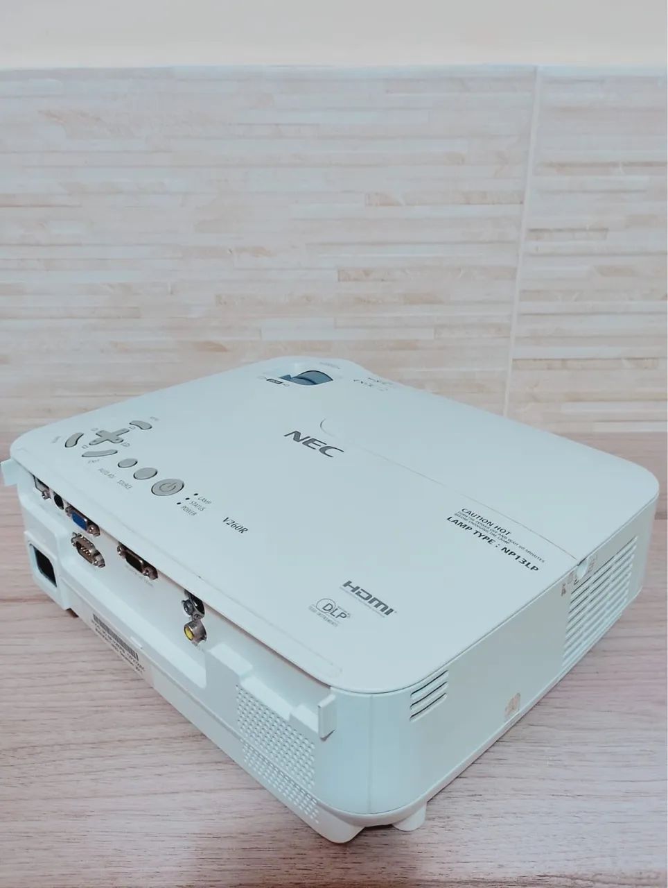 Retroprojetor NEC V260r perfeito estado  - Foto 5