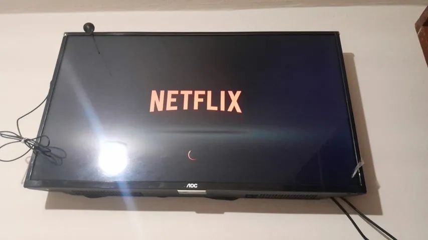 TV Smart AOC 32" - Netflix - Foto 3