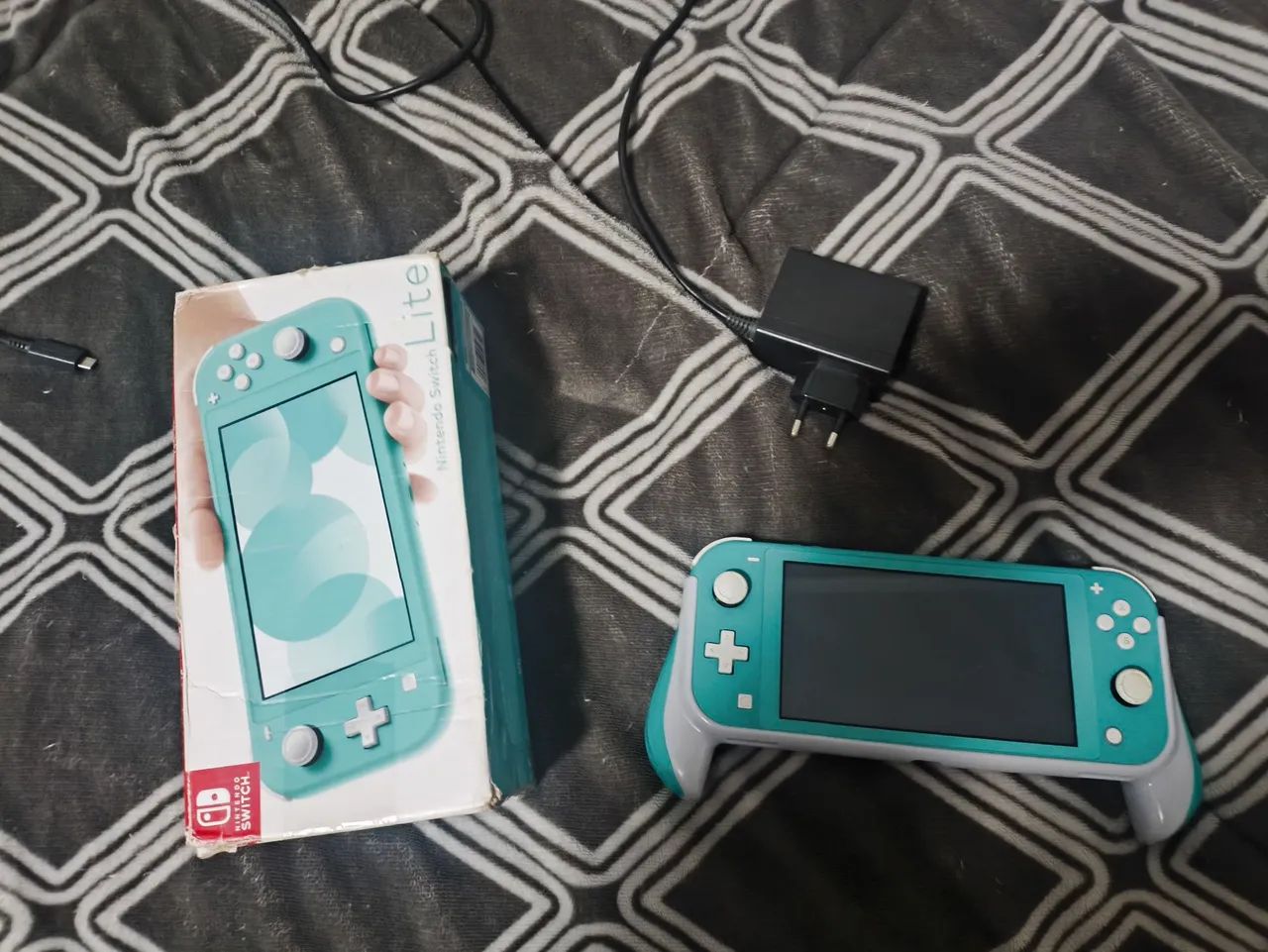 Nintendo Switch Lite Turquesa Desbloqueado - 128GB + Brinde - Foto 2