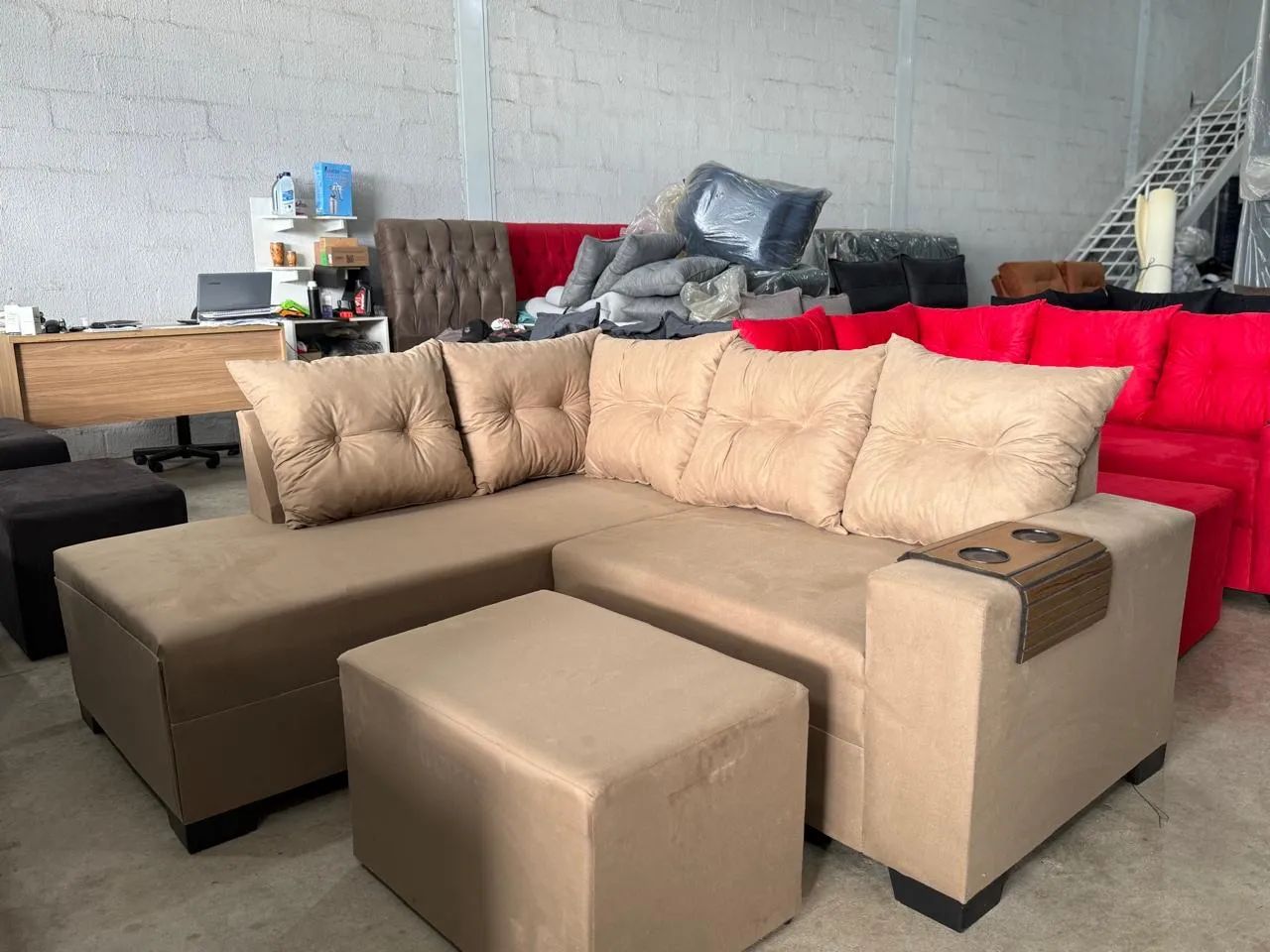 Vende se Sofá, apartir de 750 no pix  - Foto 5