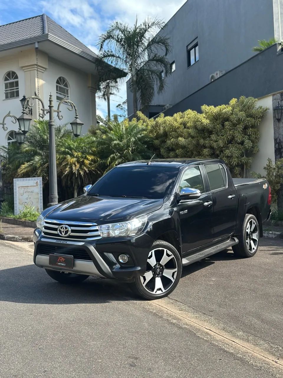 Toyota Hilux CD 4X4 2.8 DIESEL AUT. 2016