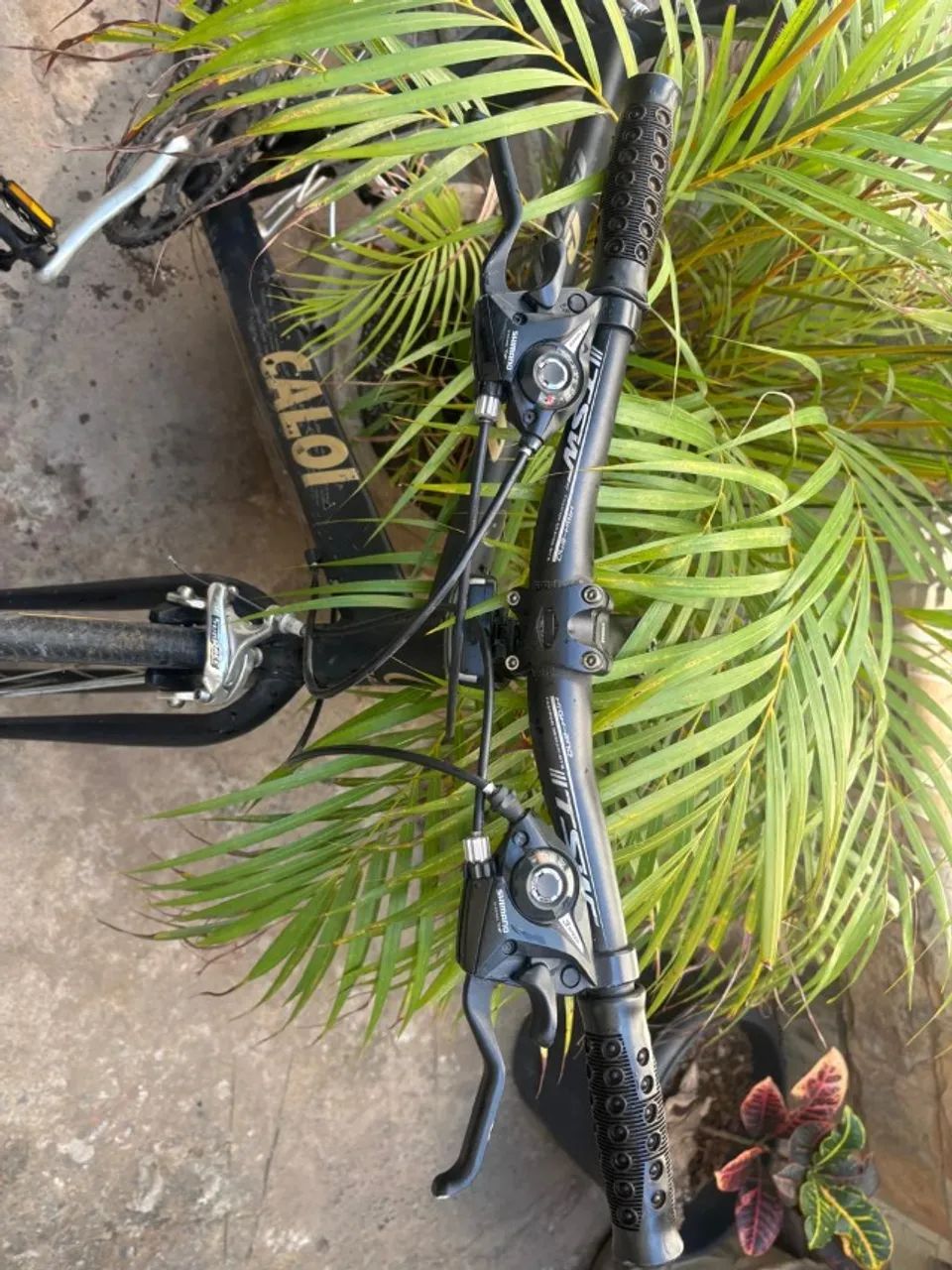 Bicicleta CALOI 10 híbrida usada - Foto 5