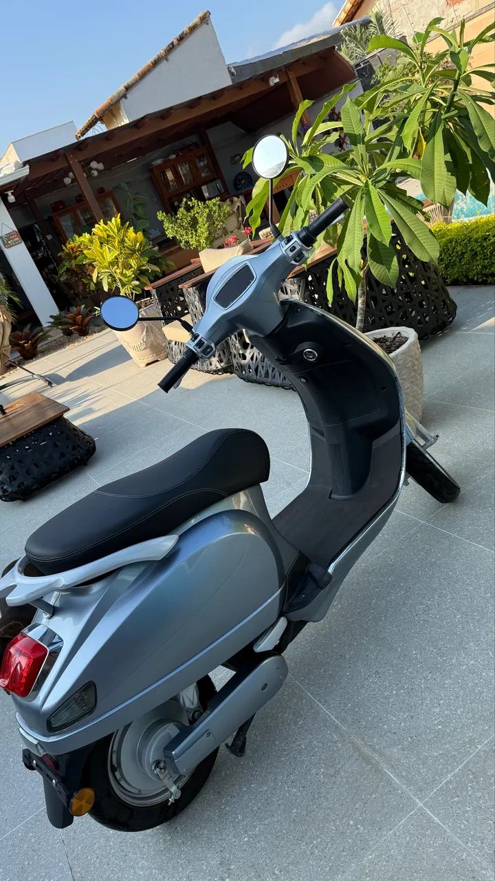 Scooter elétrica 