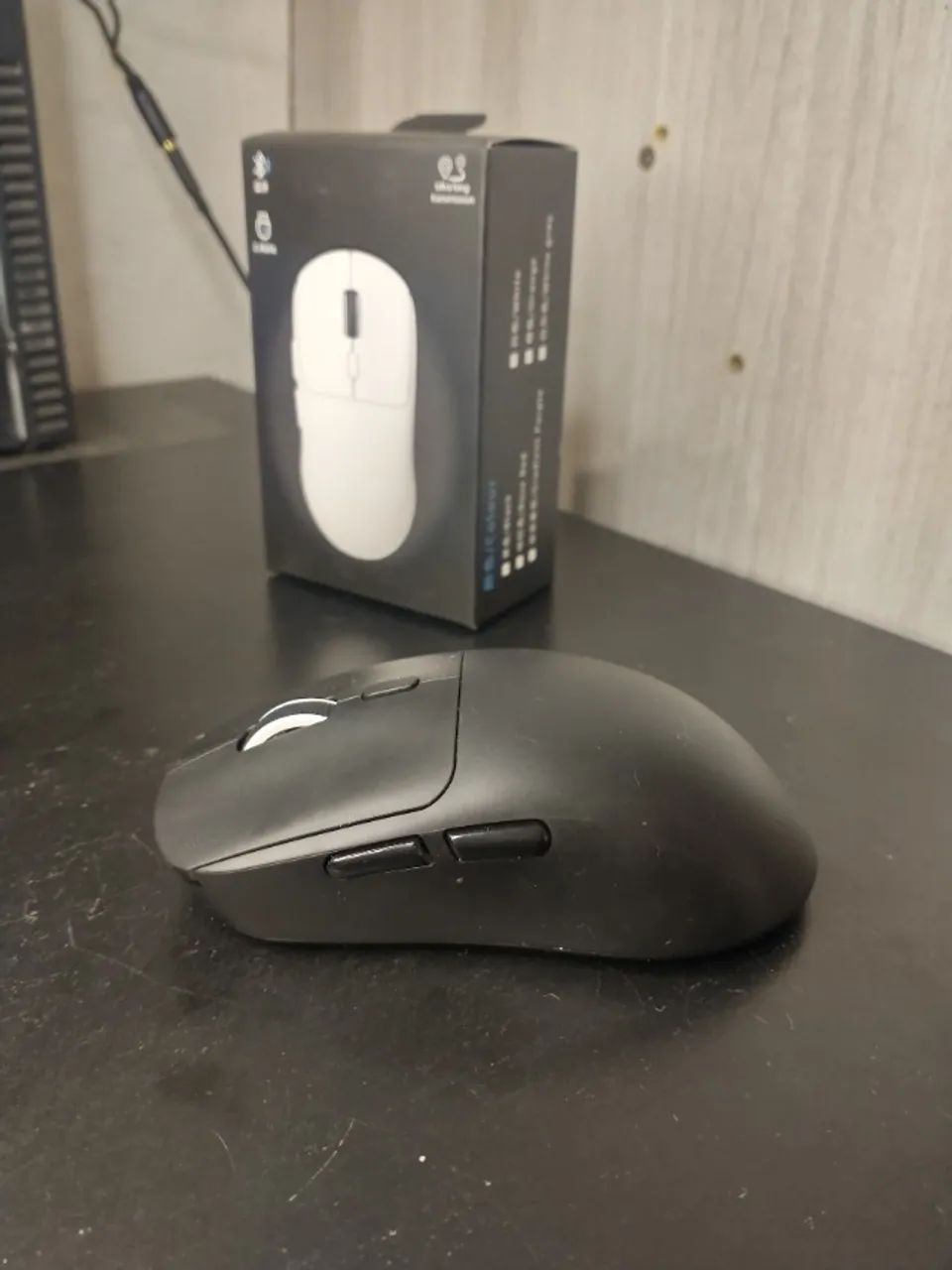 Mouse sem fio bluetooth na caixa
