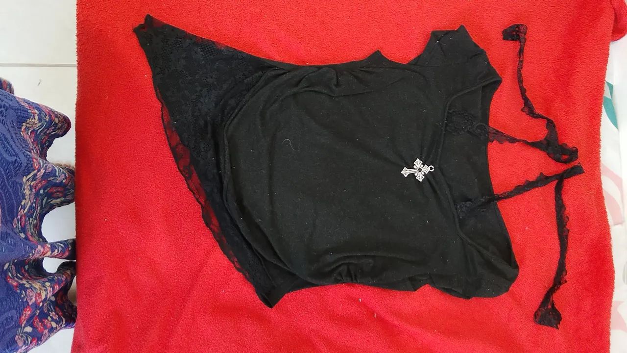 Kit blusas góticas - Foto 2