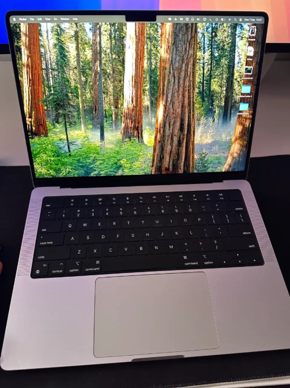 MacBook Pro 14