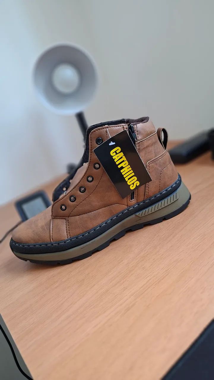 BOTA Catphilos - BRL _ 40 - R$100,00 - Foto 2