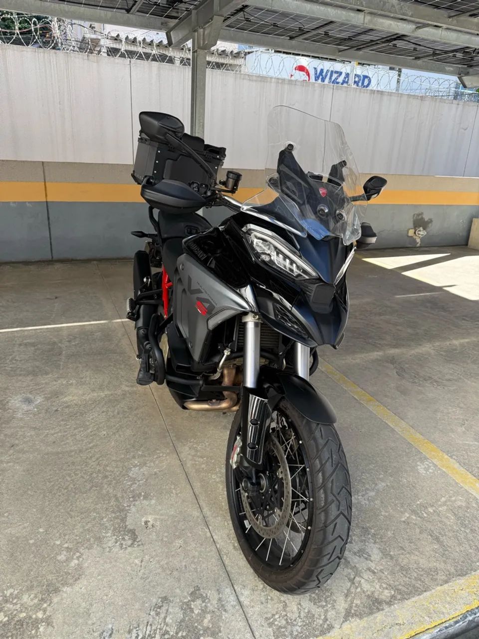 Ducati Multistrada V4S  em estado zero ! - Foto 2
