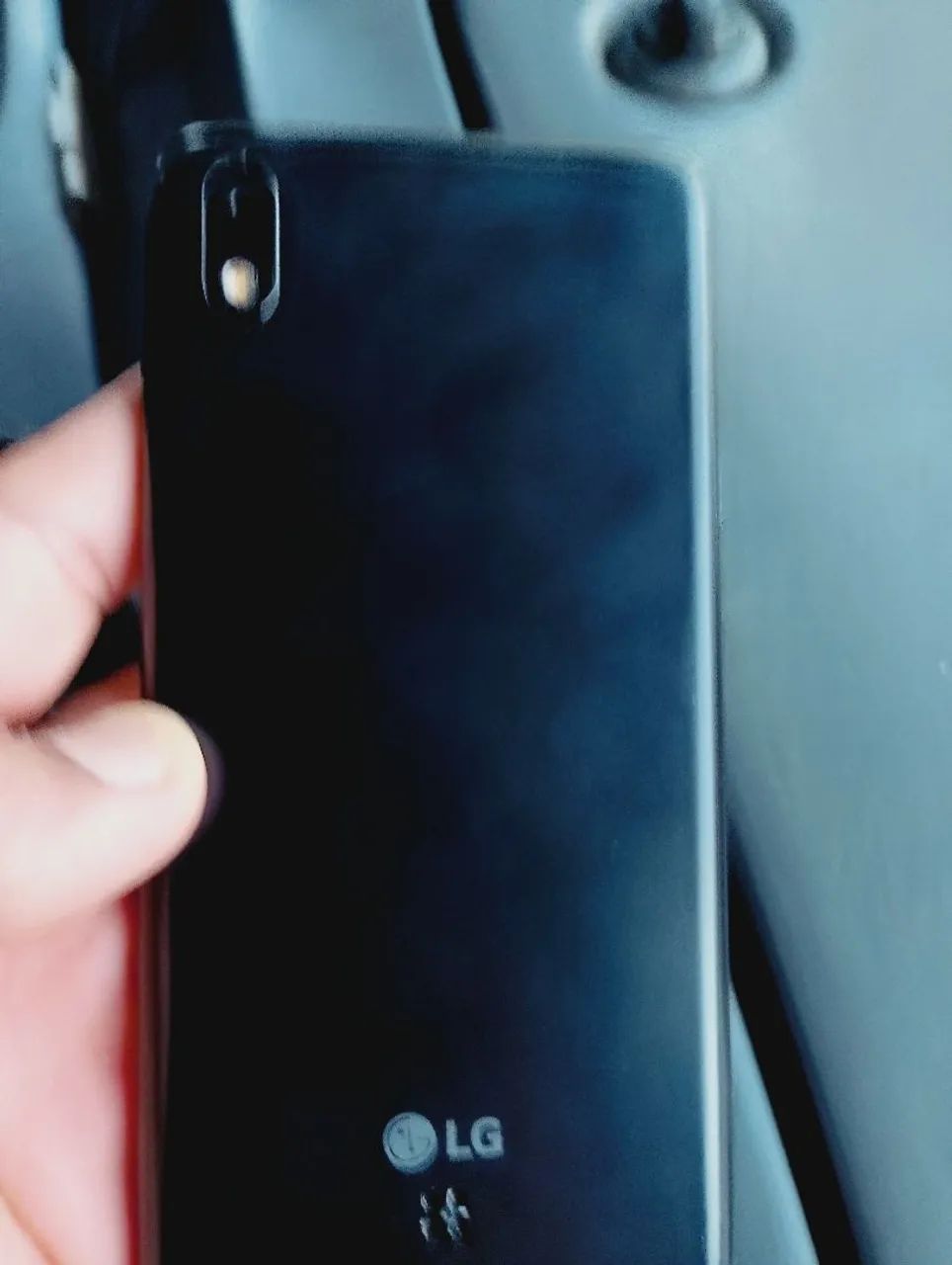 Celular LG, 16 giga, Obs; tela trincada  - Foto 2