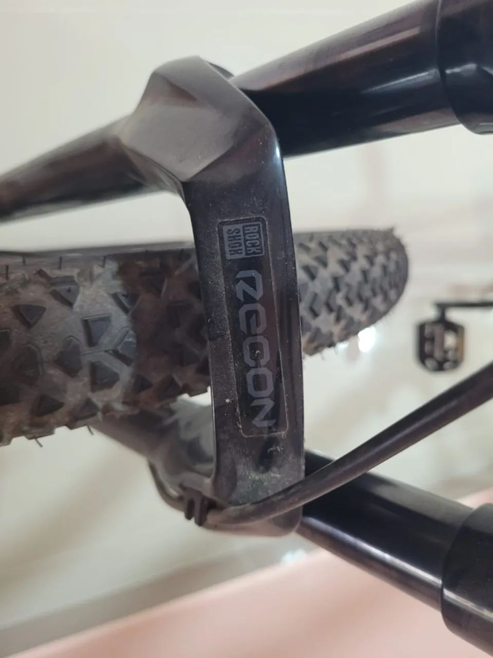 bicicleta GT Zaskar Suspa Recon 1x12 Com Up de Rodas e Freios Unico Dono Nota Fiscal - Foto 4