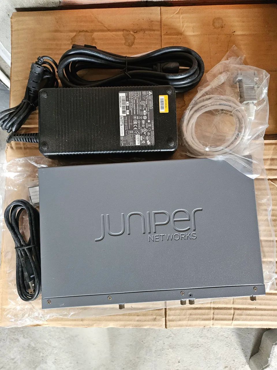 SRX Juniper 320 Network - Foto 2