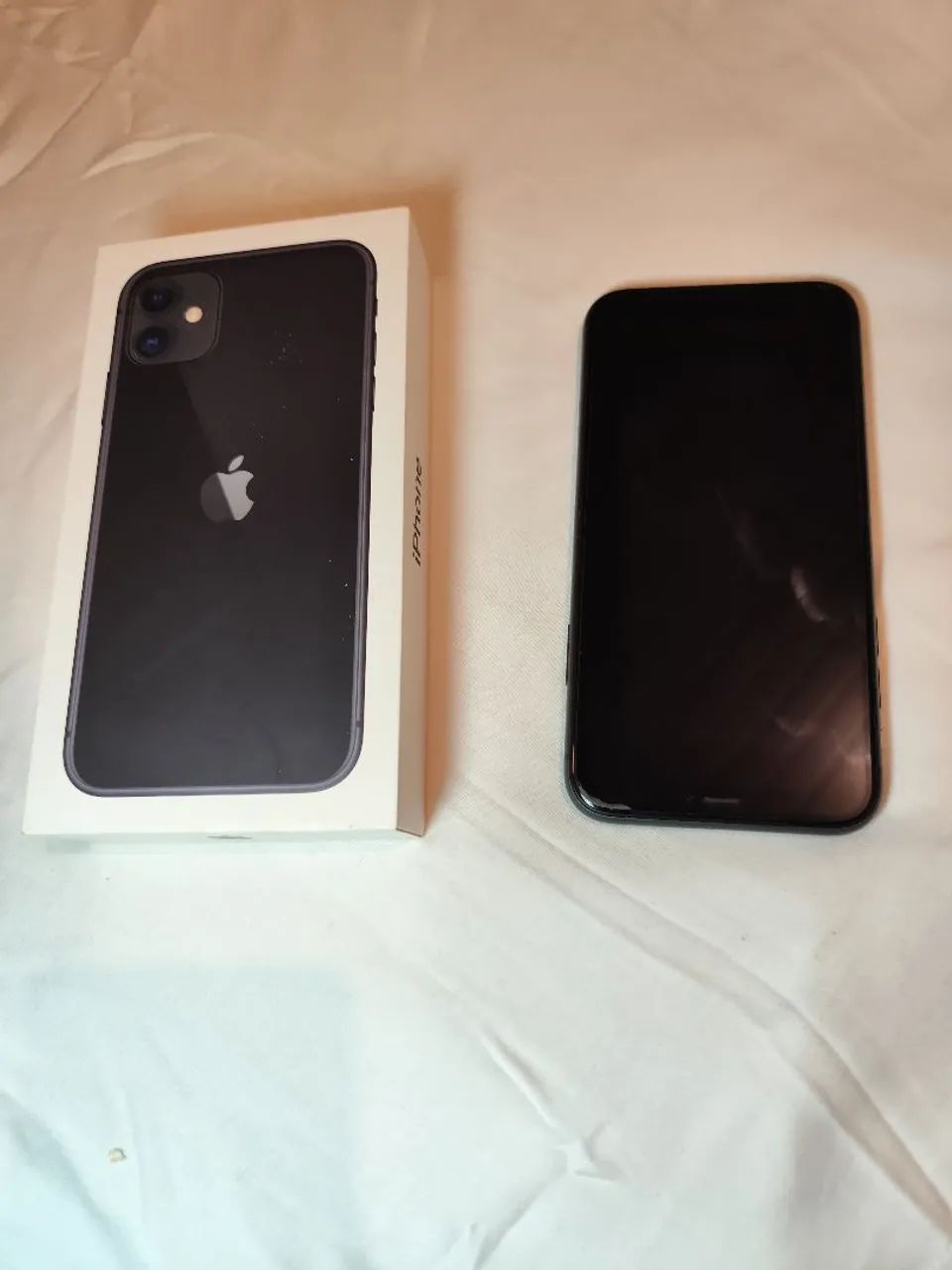 Vendo iPhone 11 64GB - excelente estado  - Foto 4