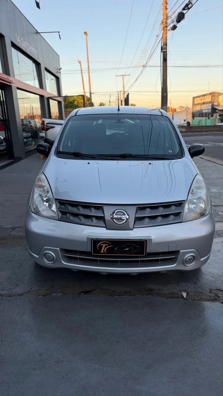 Nissan Livina 2012