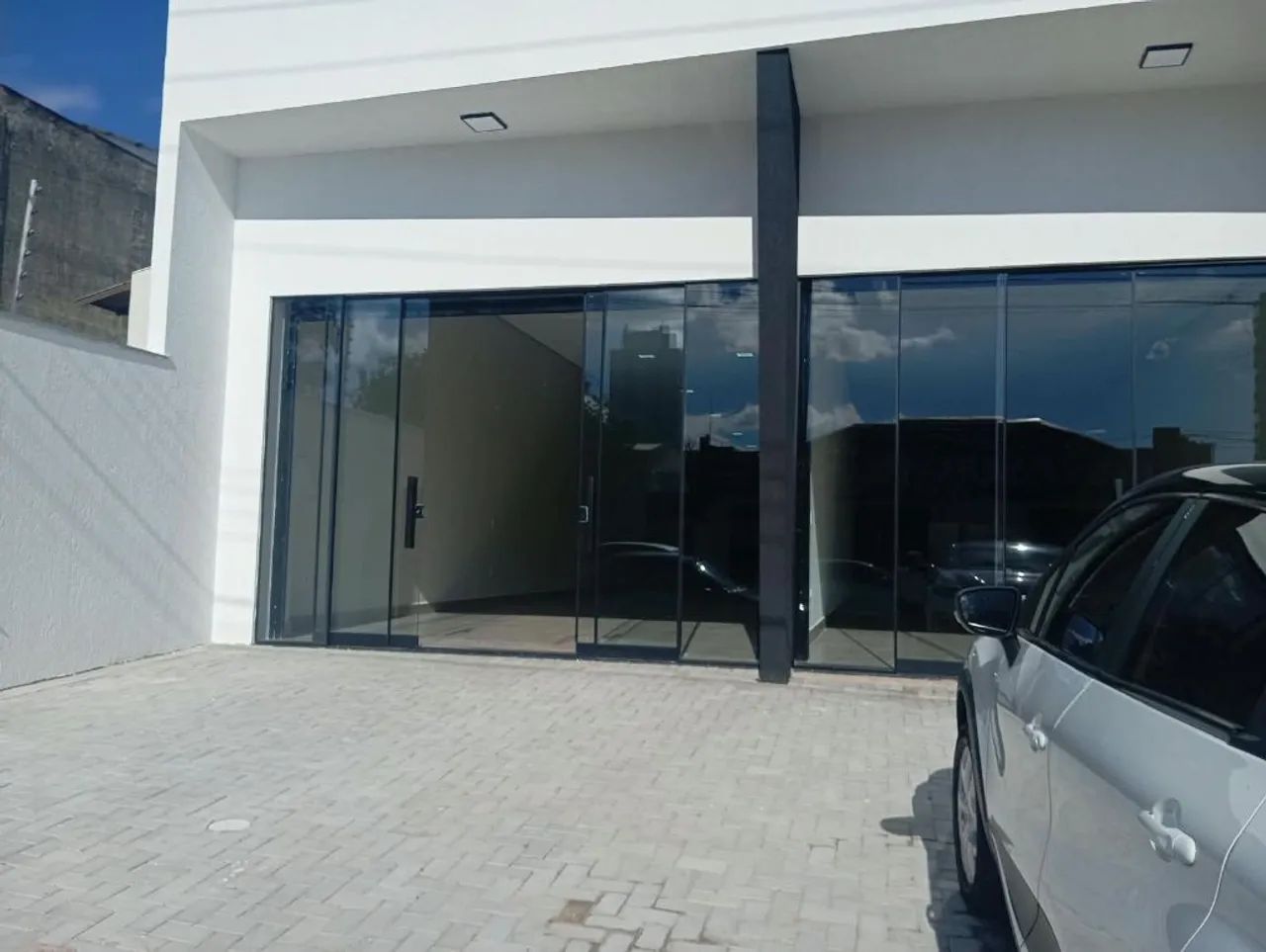 Locação de Comercial / Sala na cidade de ARAPONGAS - Foto 2