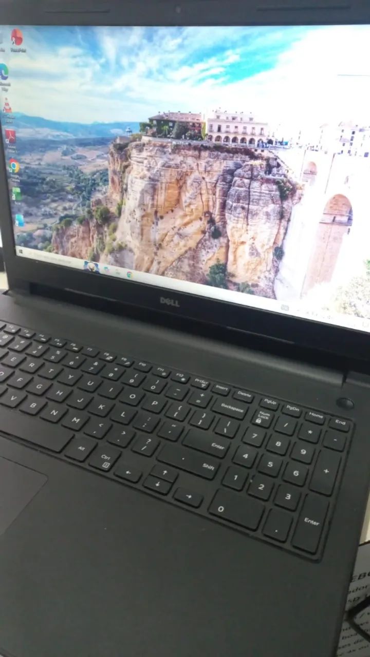notebook dell á venda 