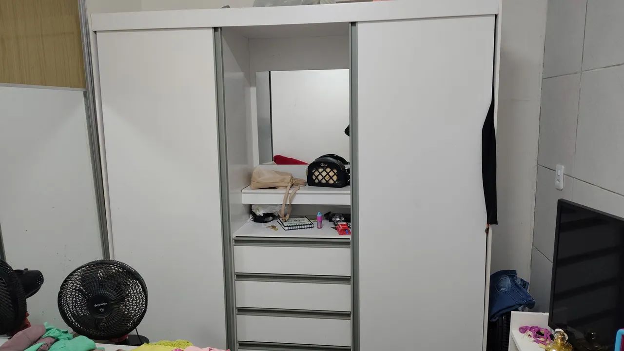 Guarda roupa 
