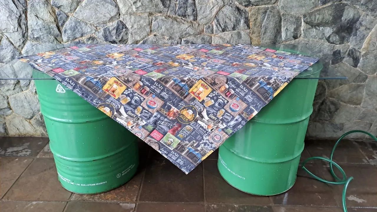 2 Tambor 200 lt + vidro = aparador