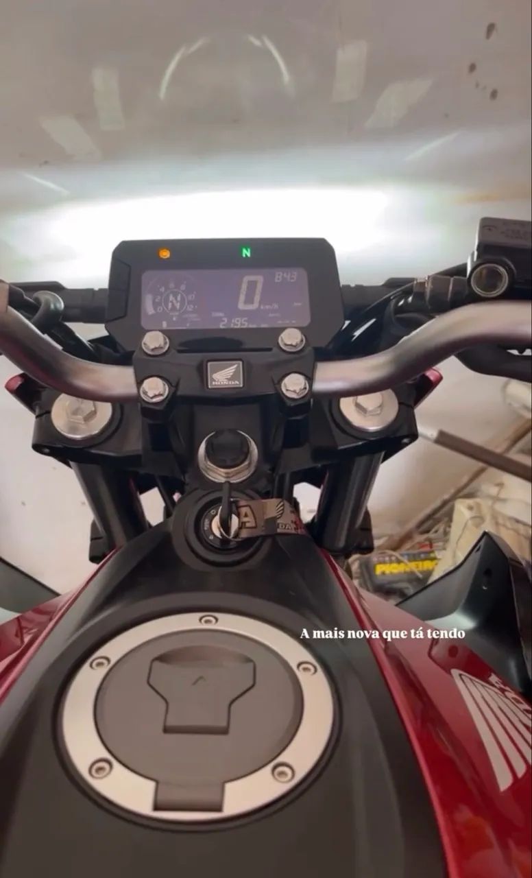 CB 300F 2025 - Foto 2