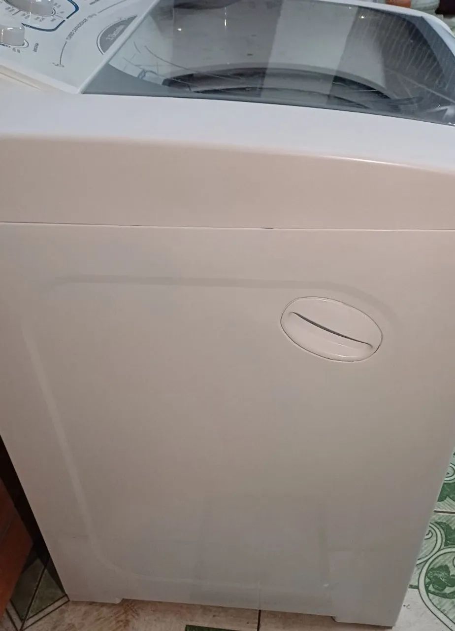 MAQUINA DE LAVAR ROUPAS elétrolux 15 kg totalmente perfeita  - Foto 4