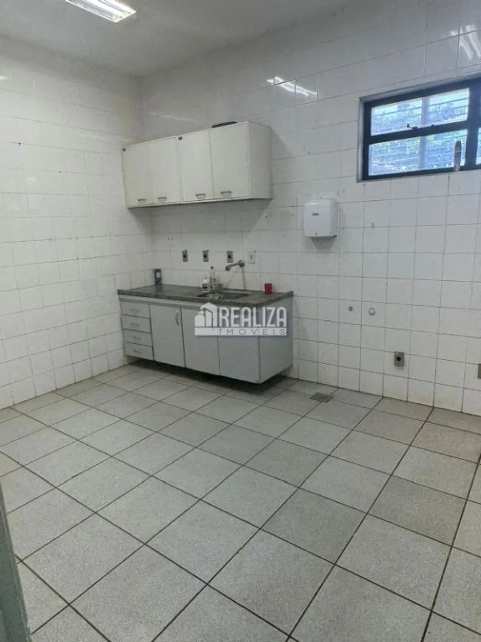 Excelente Ponto Comercial no Centro de Uberaba | 18 Garagens - Foto 4