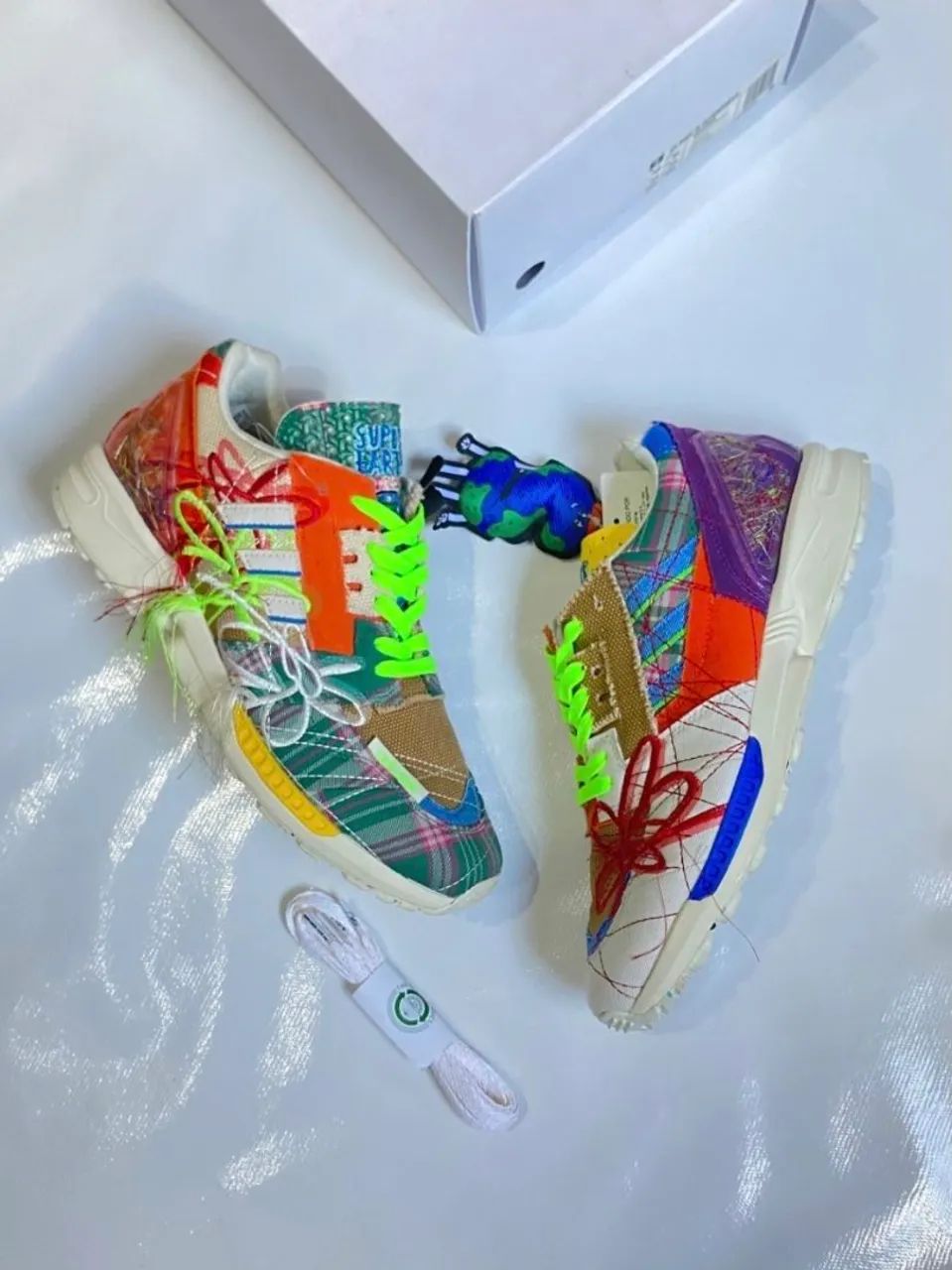 Sean Wotherspoon x Adidas ZX 8000 Super Earth - Calçados