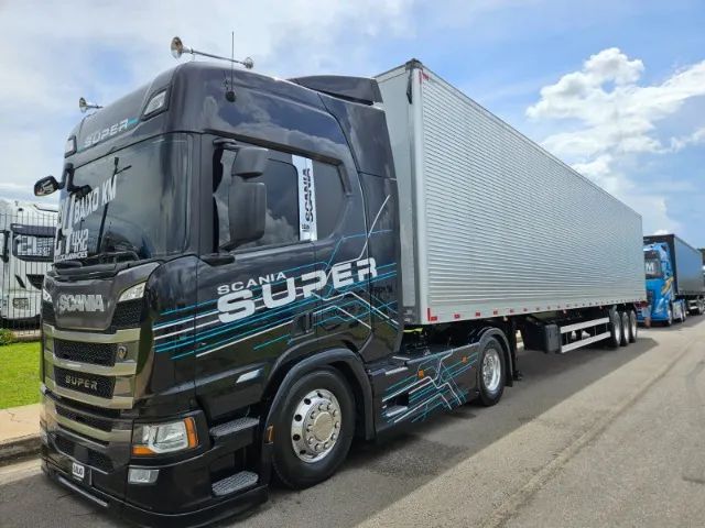 Scania R460 SUPER 4x2 Ano 24 carreta baú Facchini Ano 2026, 0km, 30 plts. 15.40 x 2.80