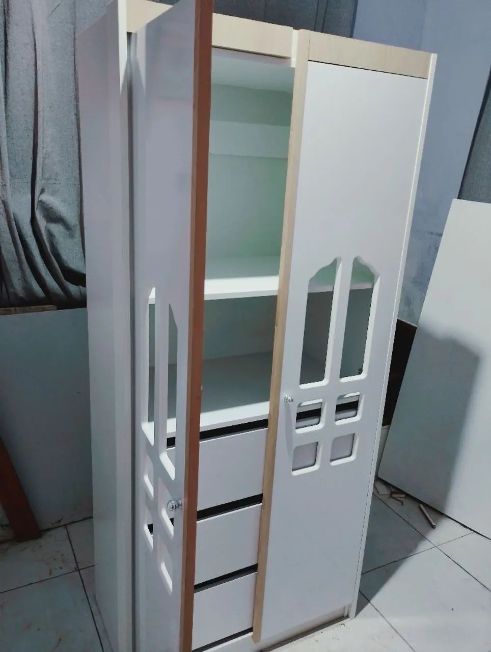 Guarda roupa infantil 
