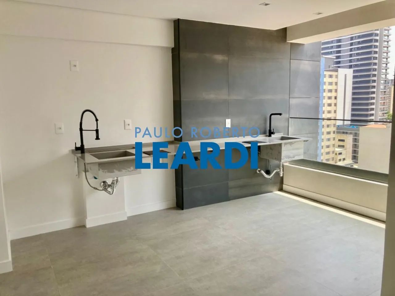 APARTAMENTO - PINHEIROS - SP