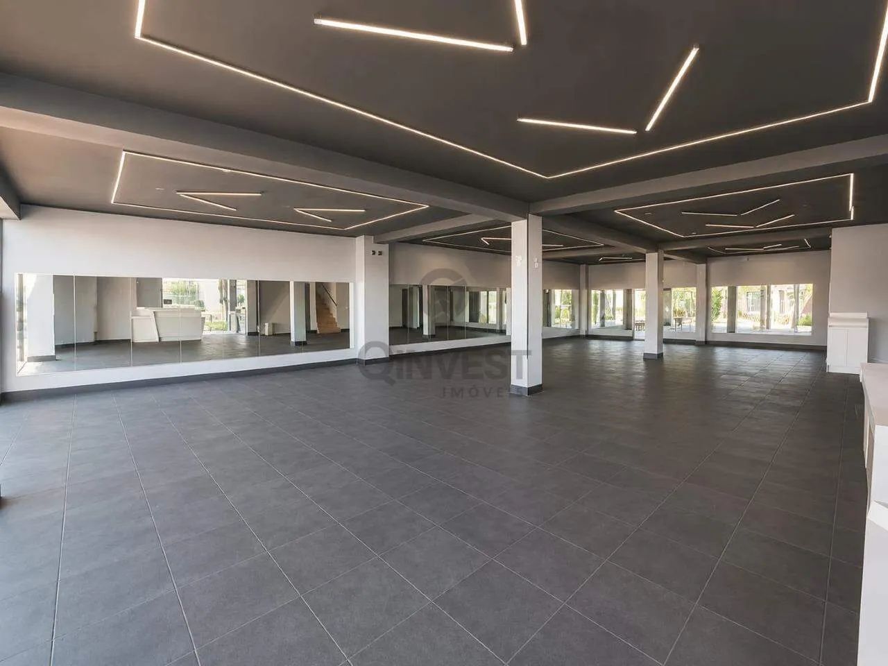 Sala comercial à venda, em Araranguá/SC! Visibilidade, Espaço e Prestígio no Coração do ba - Foto 4
