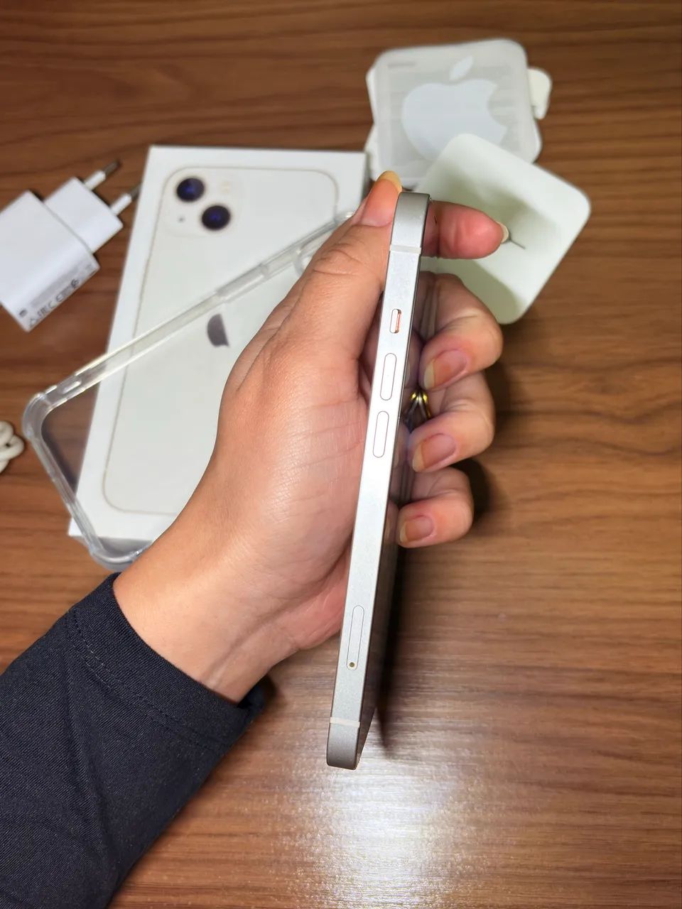 IPHONE 13 128 gigas branco  - Foto 3