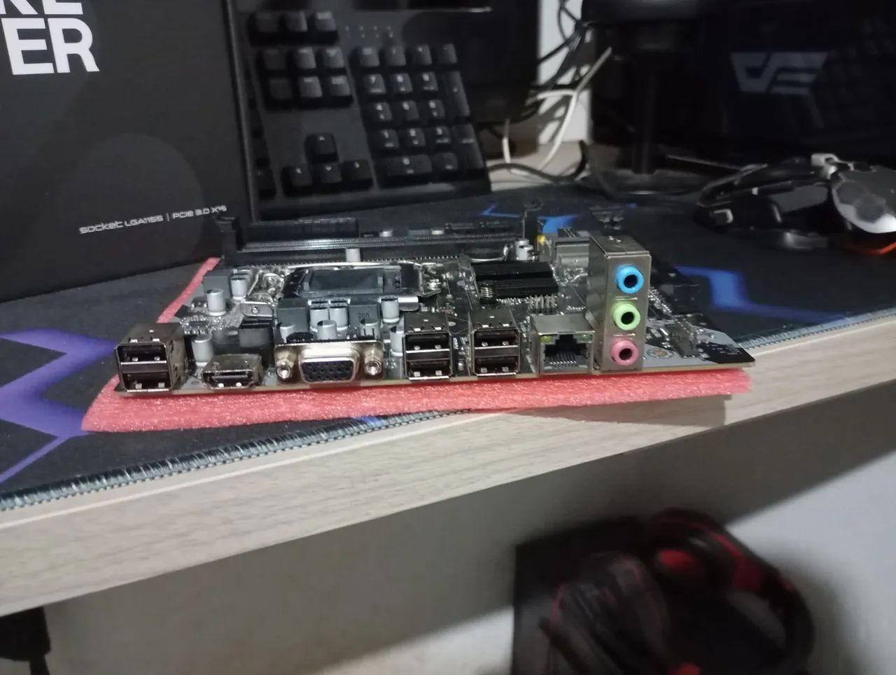Placa mãe LGA 1155 completa e 2 semanas de uso  - Foto 3