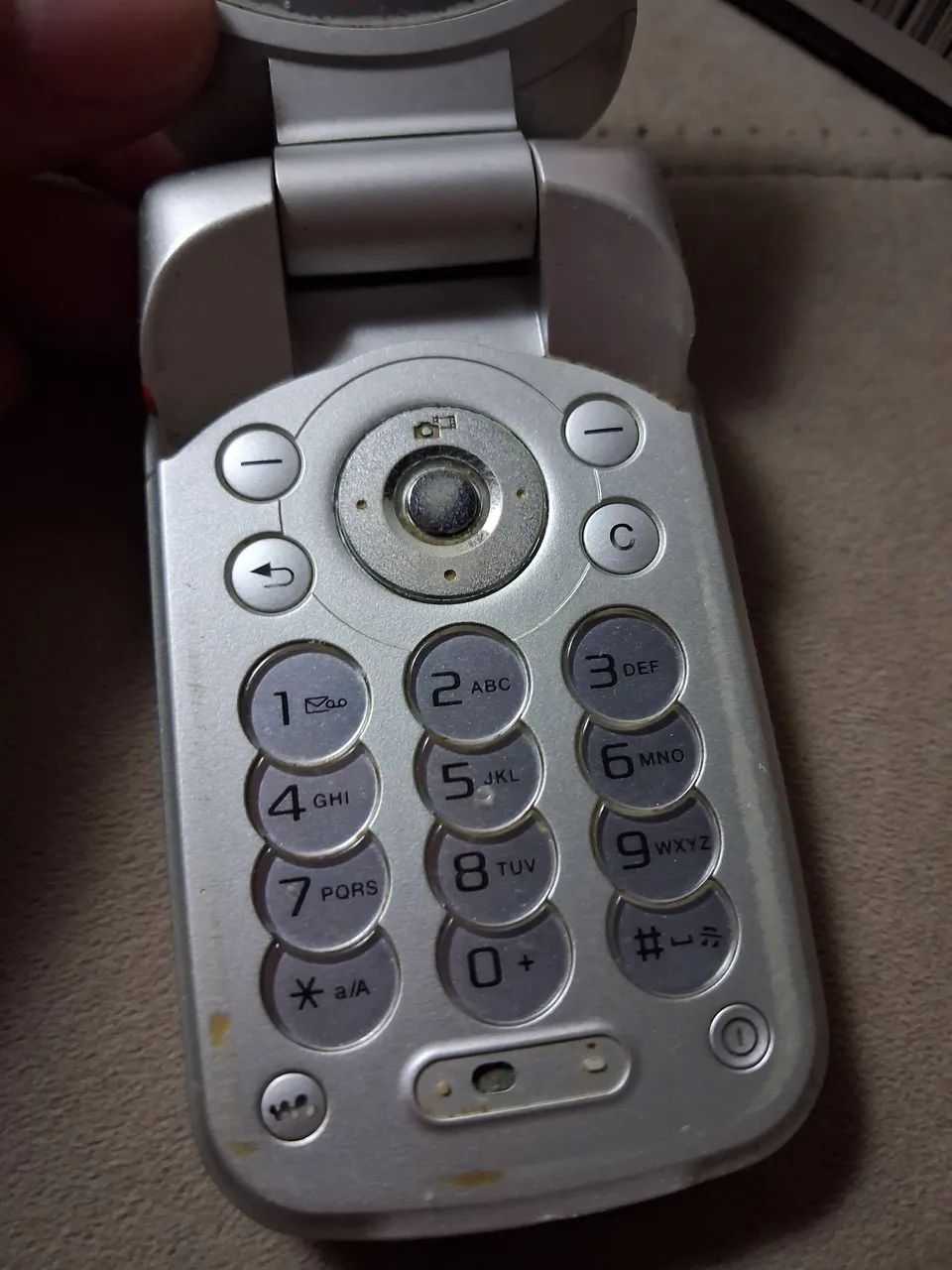 Celular  antigo  Sony  Ericsson W300i - Foto 3